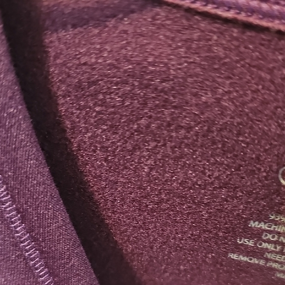Cuddl Duds Plum Fleece Lined Long Sleeve Top and Leggings Set Size Medium New - Picture 5 of 7
